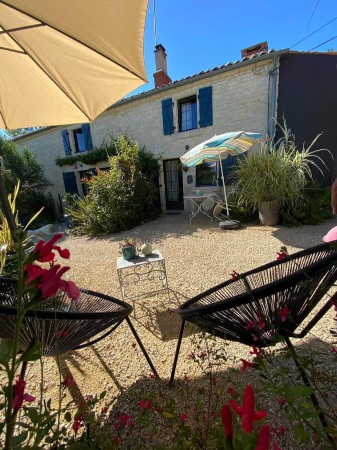 Vila Refuge De Campagne "La Grange A Meme " Chaix Exteriér fotografie